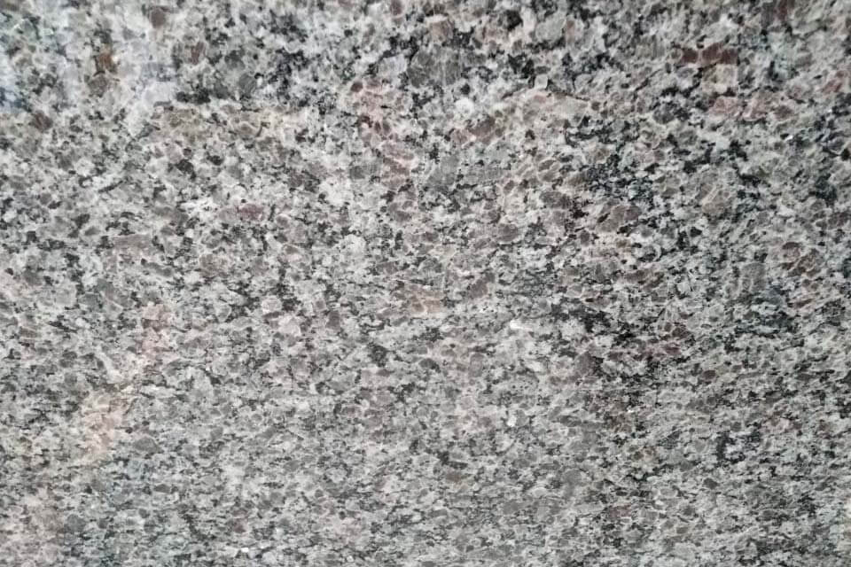 Sobre de granito Ocre Itabira